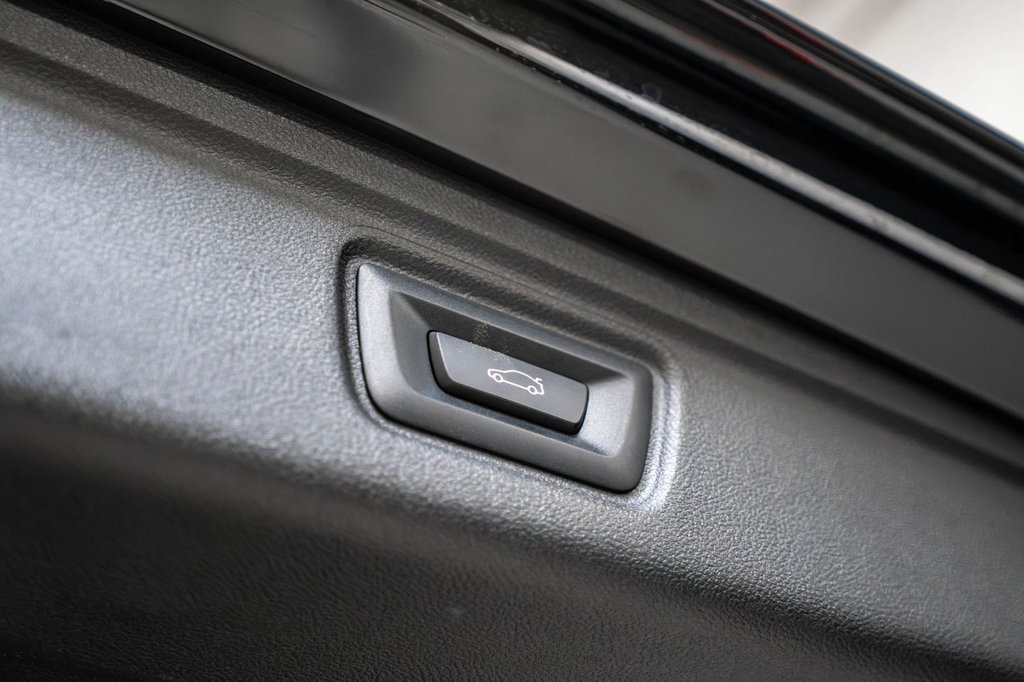 Used BMW 3 Series 2024 for sale - 77785566: Photo 49