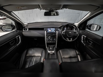 Used Land Rover Discovery Sport 2018 for sale - 78414242: Photo