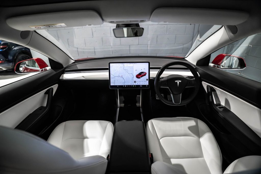 Used Tesla Model 3 2019 for sale - 77785570: Photo 2