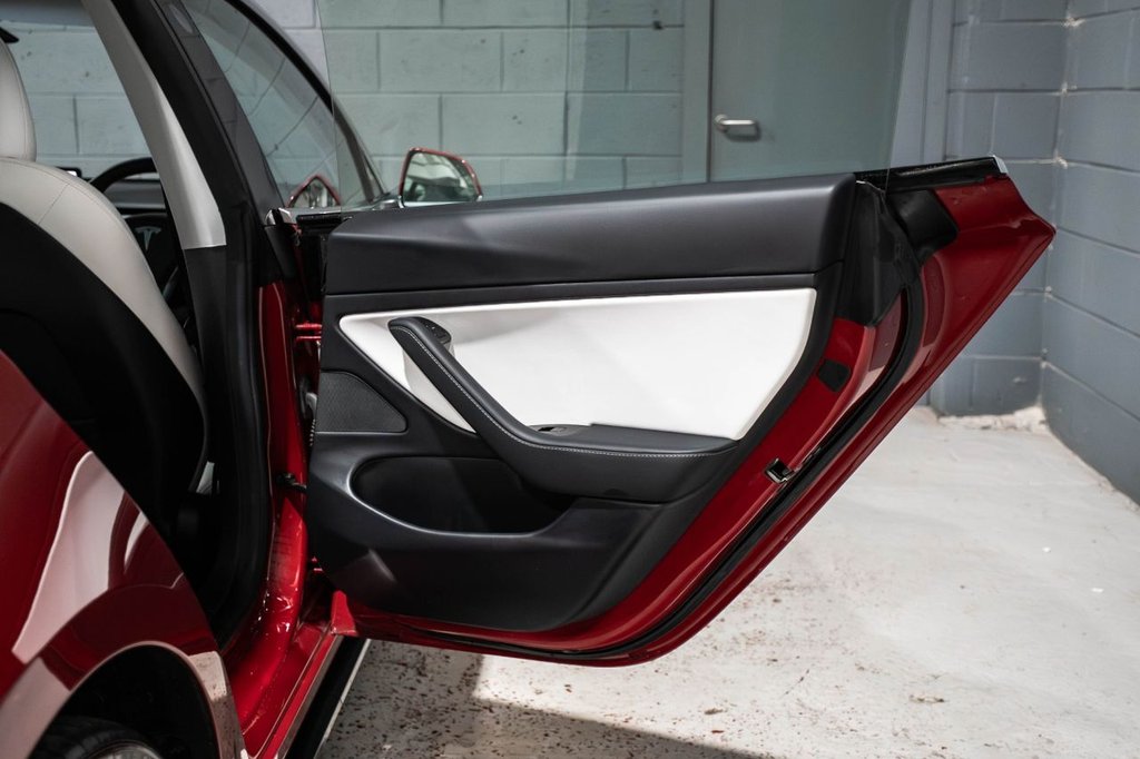 Used Tesla Model 3 2019 for sale - 77785570: Photo 23