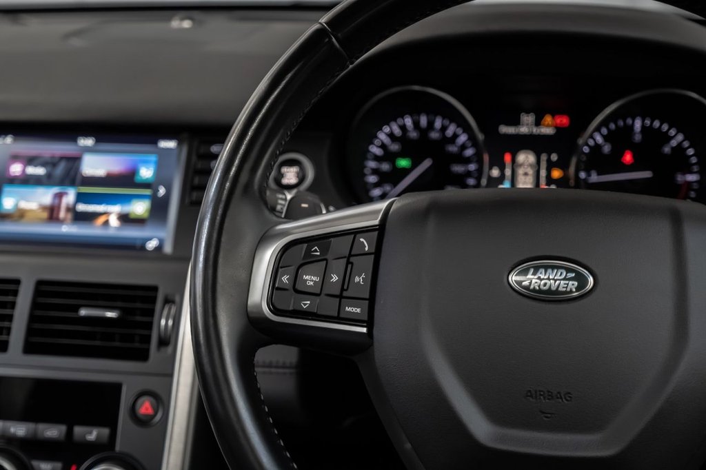 Used Land Rover Discovery Sport 2017 for sale - 77952870: Photo 29