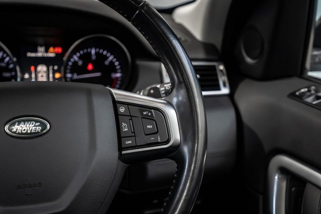 Used Land Rover Discovery Sport 2017 for sale - 77952870: Photo 30