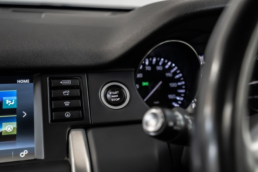 Used Land Rover Discovery Sport 2017 for sale - 77952870: Photo 39