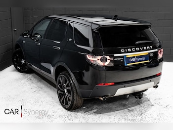 Used Land Rover Discovery Sport 2017 for sale - 77952870: Photo