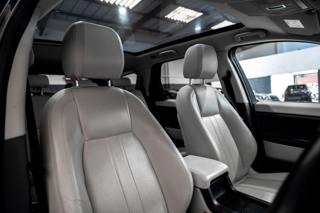 Used Land Rover Discovery Sport 2017 for sale - 77953243: Photo 12