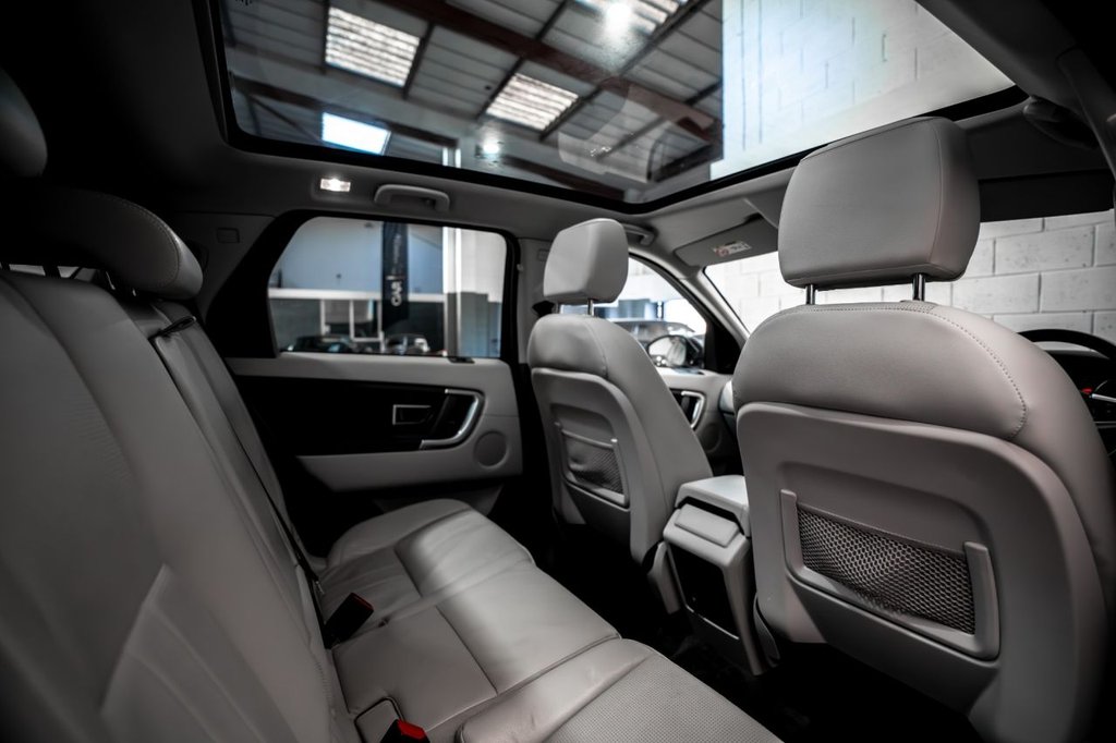 Used Land Rover Discovery Sport 2017 for sale - 77953243: Photo 24