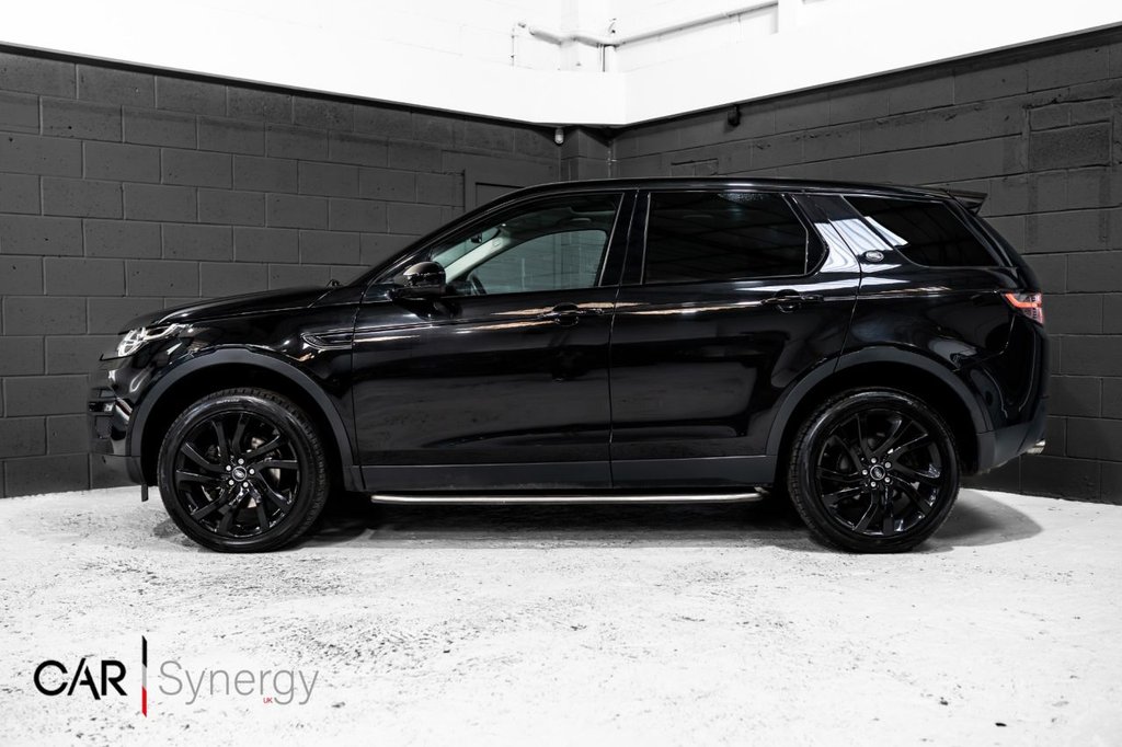 Used Land Rover Discovery Sport 2017 for sale - 77953243: Photo 4