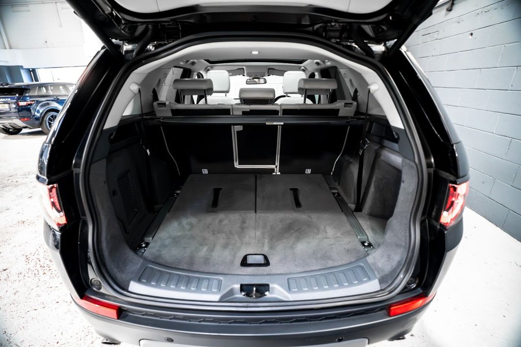 Used Land Rover Discovery Sport 2017 for sale - 77953243: Photo 40