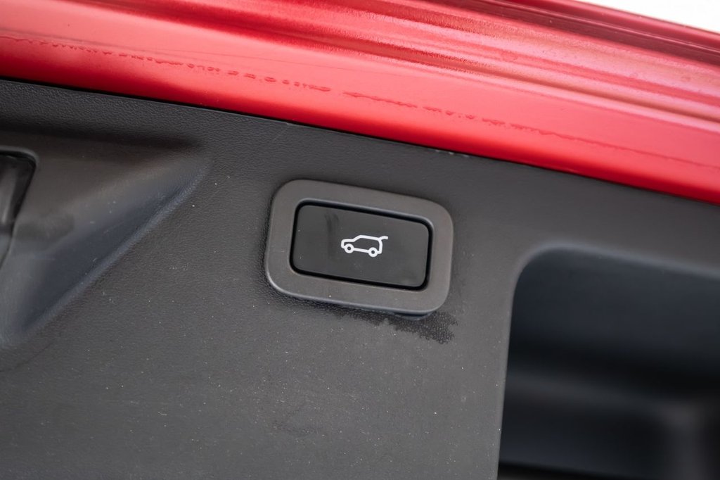 Used Land Rover Discovery Sport 2018 for sale - 77920151: Photo 37