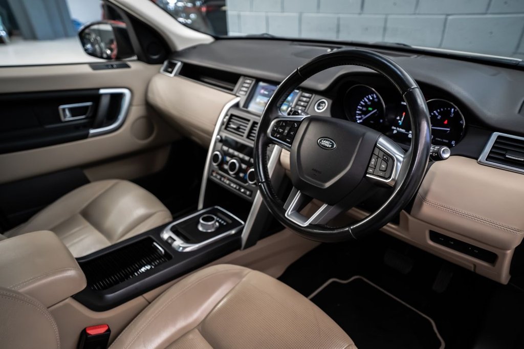 Used Land Rover Discovery Sport 2018 for sale - 77920151: Photo 9