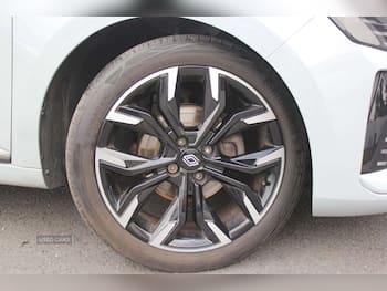 Used Renault Clio 2024 for sale - 79646819: Photo