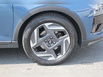 Used Hyundai BAYON 2024 for sale - 79063053: Photo
