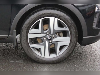 Used Hyundai BAYON 2023 for sale - 76284892: Photo