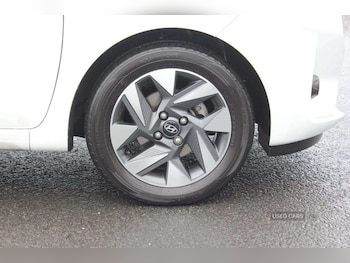 Used Hyundai i10 2024 for sale - 76021411: Photo 3