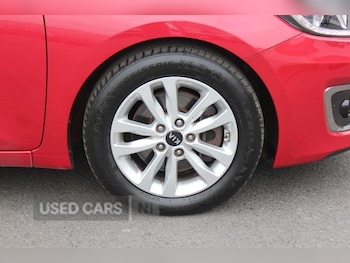 Used Kia Ceed 2017 for sale - 78462799: Photo