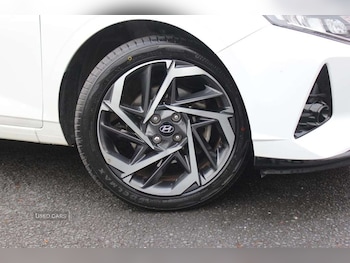Used Hyundai i20 2023 for sale - 76153843: Photo 2
