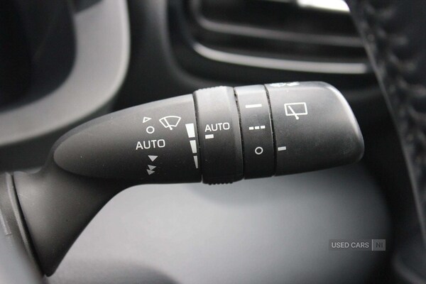 Used Toyota Yaris Cross 2022 for sale - 76474306: Photo 30