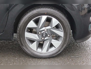 Used Hyundai i10 2024 for sale - 76021426: Photo