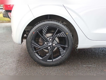 Used Hyundai i10 2024 for sale - 76551368: Photo