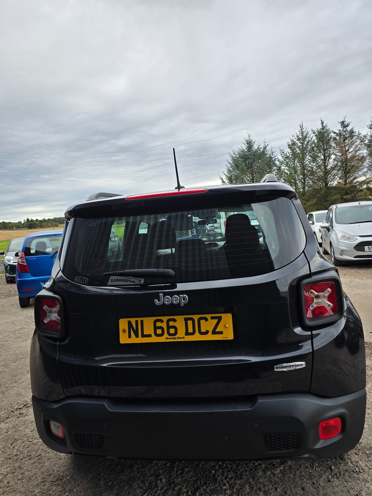 Used Jeep Renegade 2016 for sale - 76005669: Photo 3