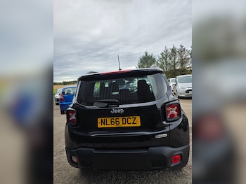 Used Jeep Renegade 2016 for sale - 76005669: Photo 3