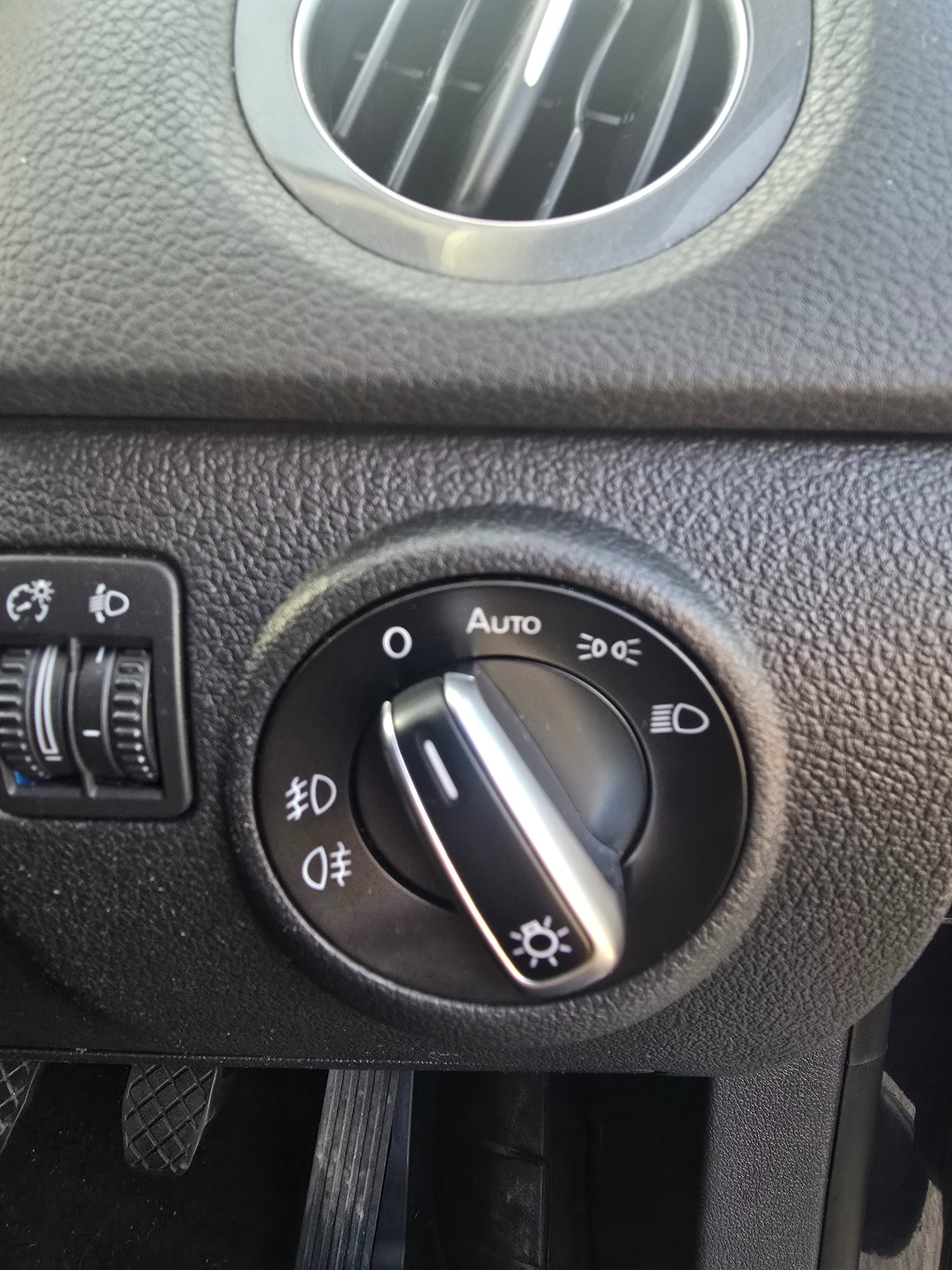 Used Volkswagen Tiguan 2012 for sale - 76425870: Photo 13