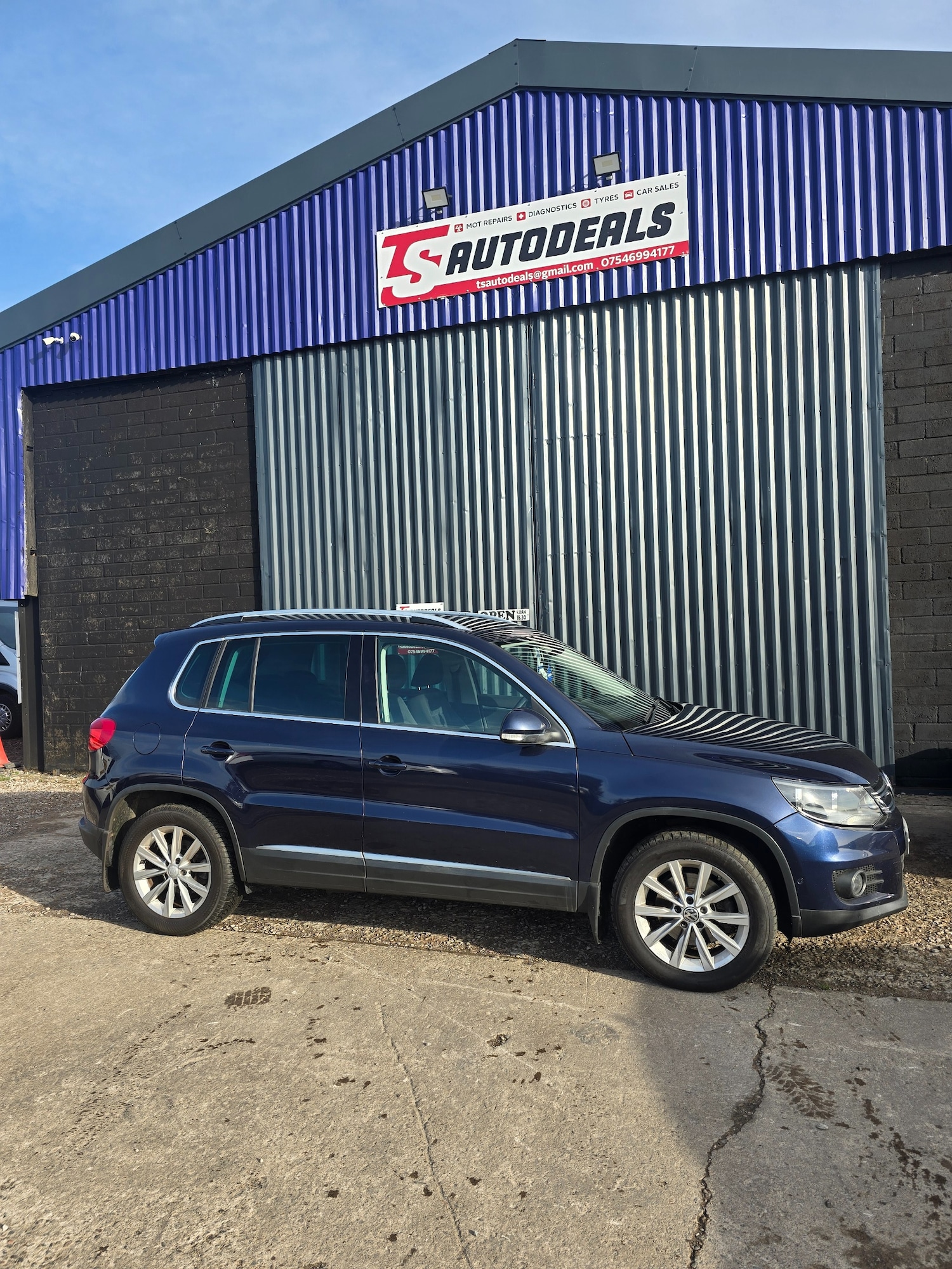 Used Volkswagen Tiguan 2012 for sale - 76425870: Photo 2