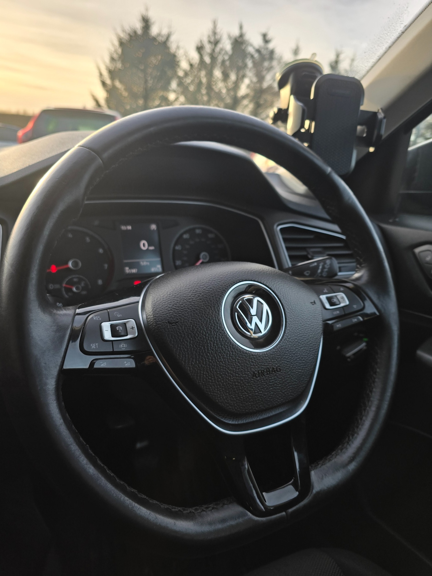 Used Volkswagen T-Roc 2019 for sale - 77053001: Photo 14