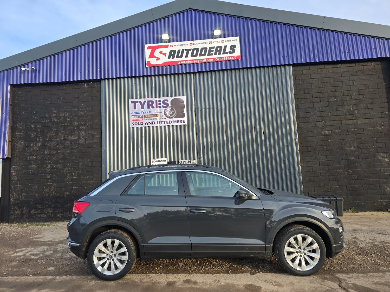 Used Volkswagen T-Roc 2019 for sale - 77053001: Photo 8