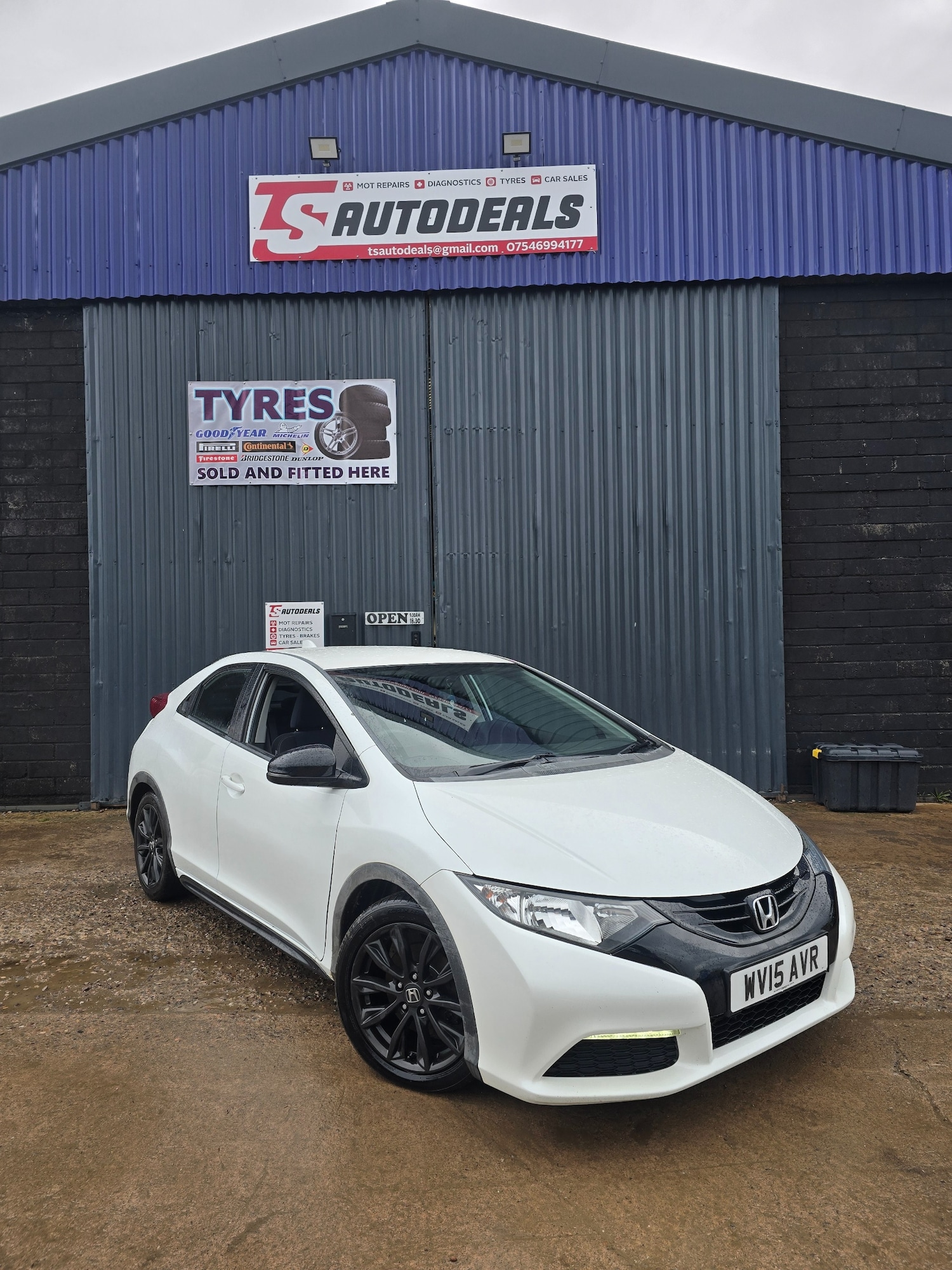 Used Honda Civic 2015 for sale - 77461365: Photo 21