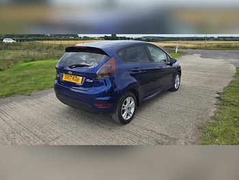 Used Ford Fiesta 2017 for sale - 79515363: Photo