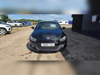 Used Volkswagen Scirocco 2014 for sale - 79367927: Photo