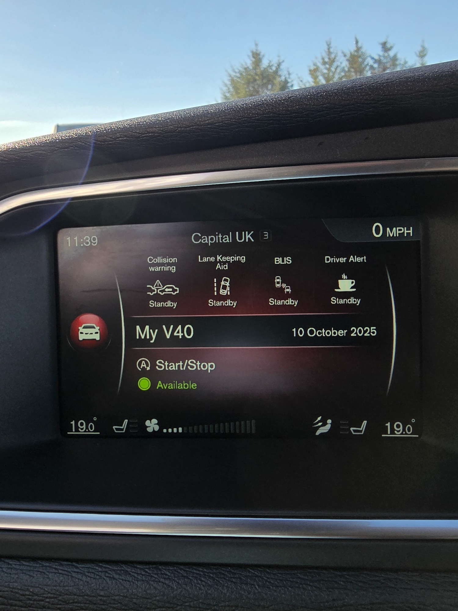 Used Volvo V40 2016 for sale - 76346065: Photo 10