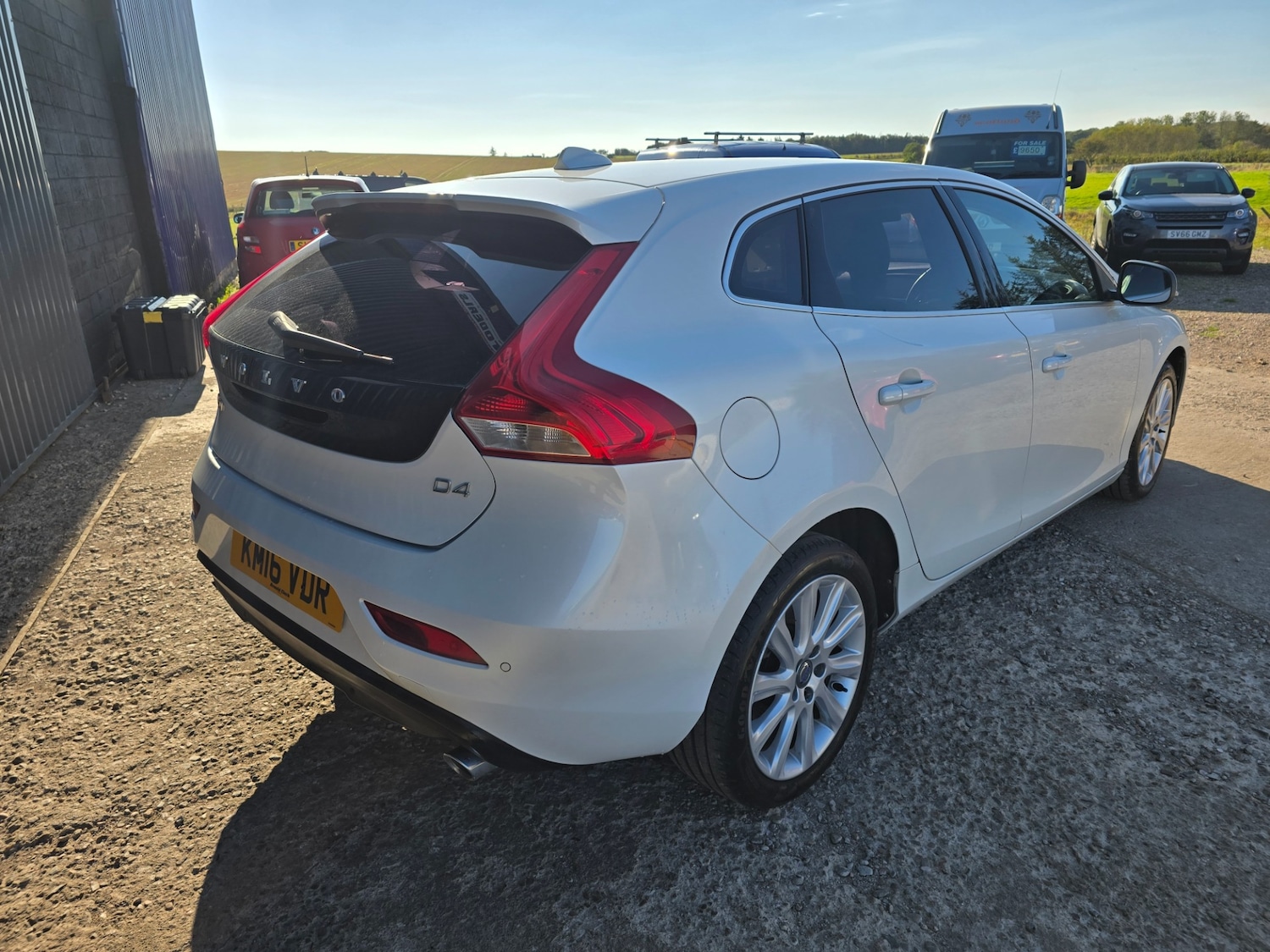 Used Volvo V40 2016 for sale - 76346065: Photo 17