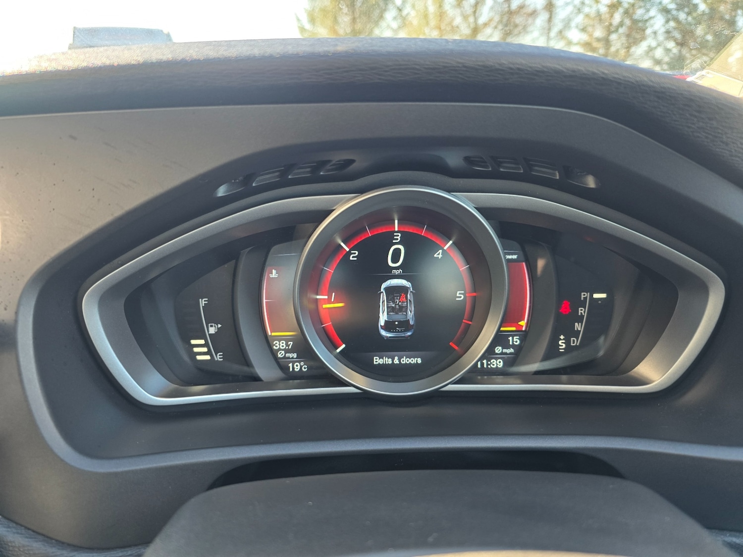 Used Volvo V40 2016 for sale - 76346065: Photo 9