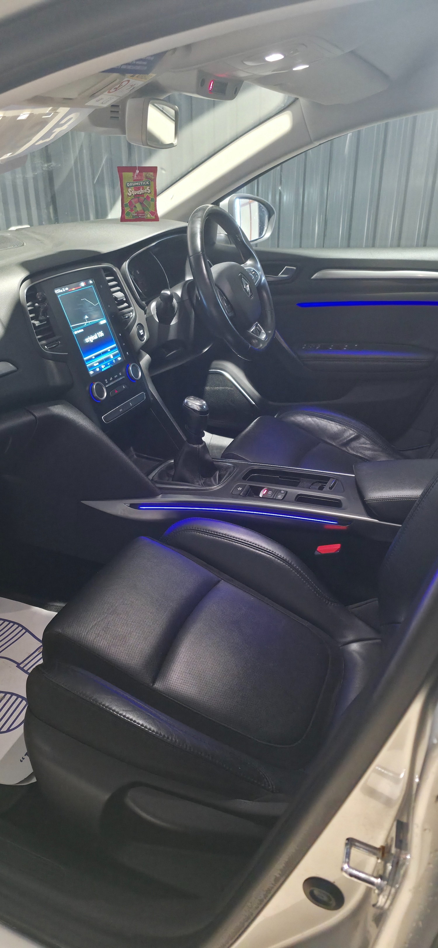 Used Renault Megane 2016 for sale - 77873389: Photo 3