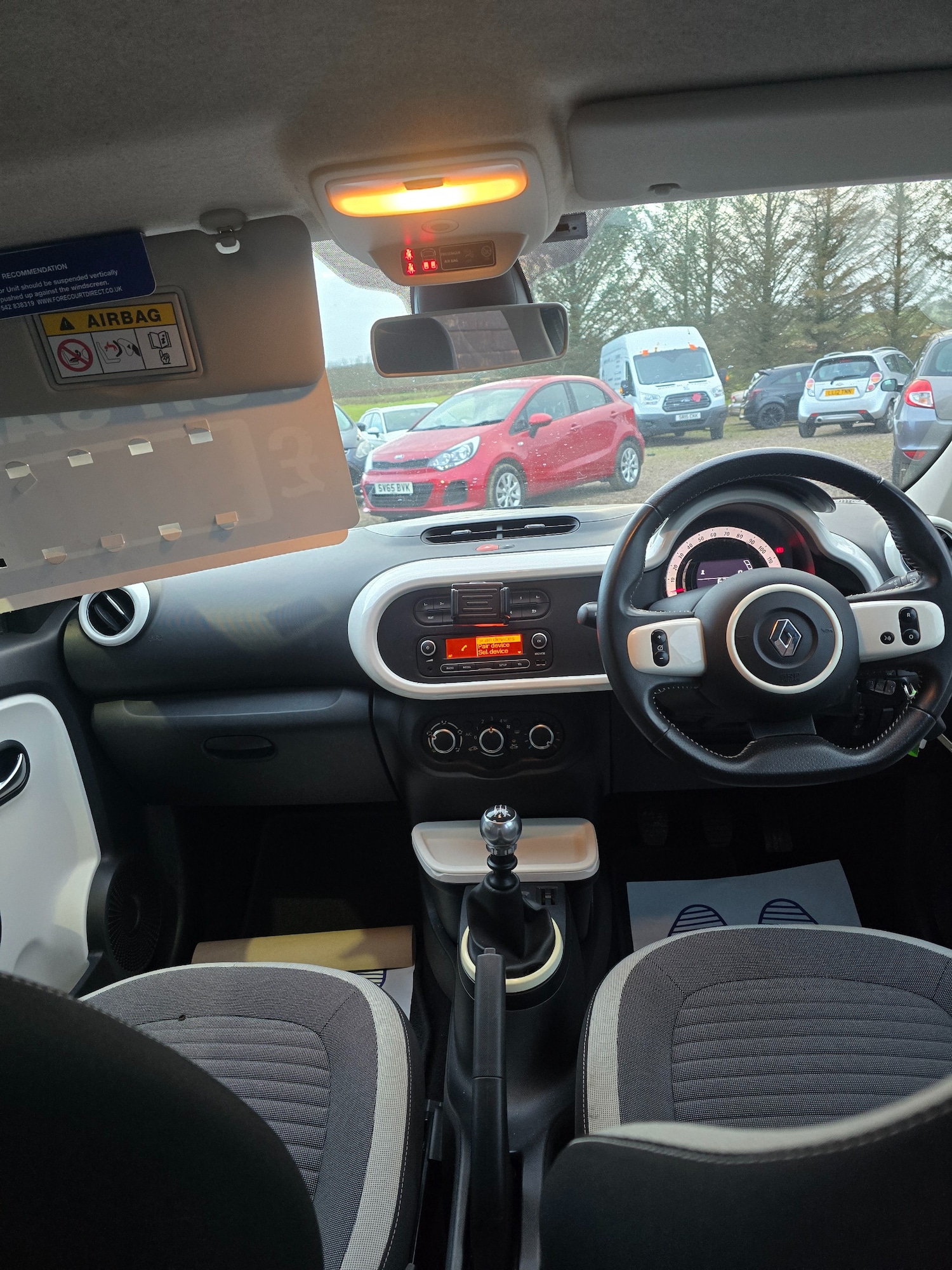 Used Renault Twingo 2015 for sale - 77752772: Photo 18