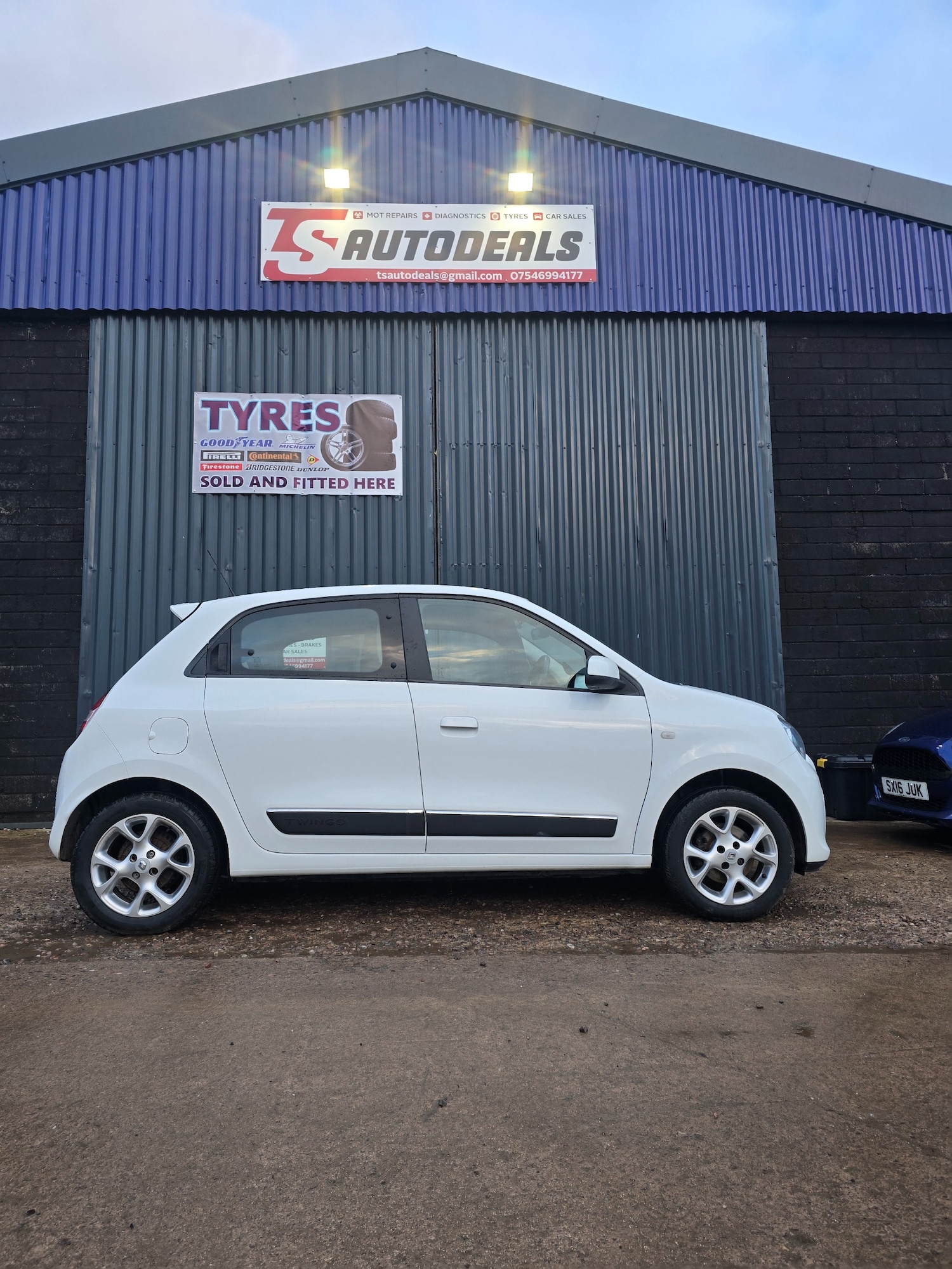 Used Renault Twingo 2015 for sale - 77752772: Photo 3