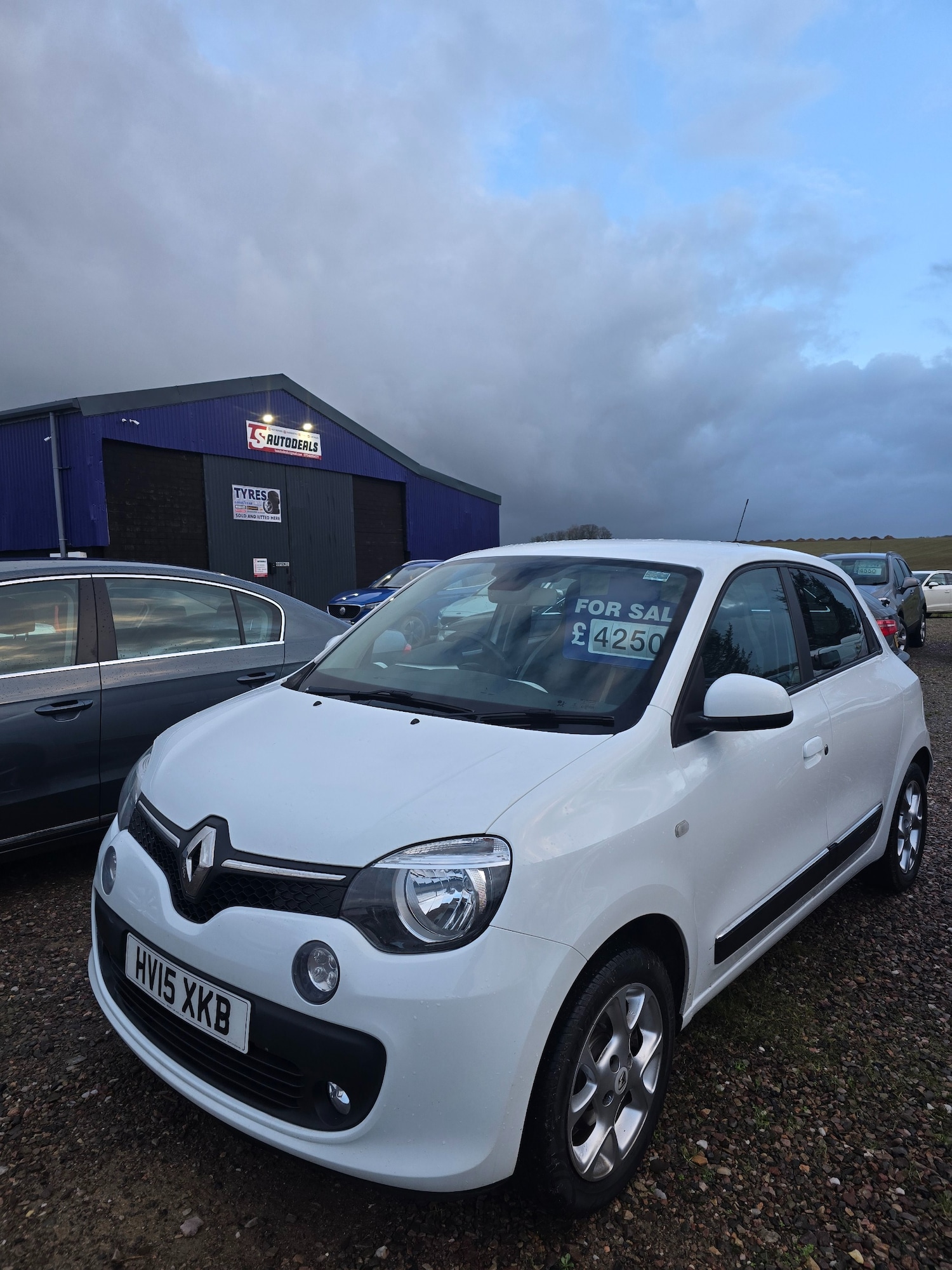 Used Renault Twingo 2015 for sale - 77752772: Photo 4