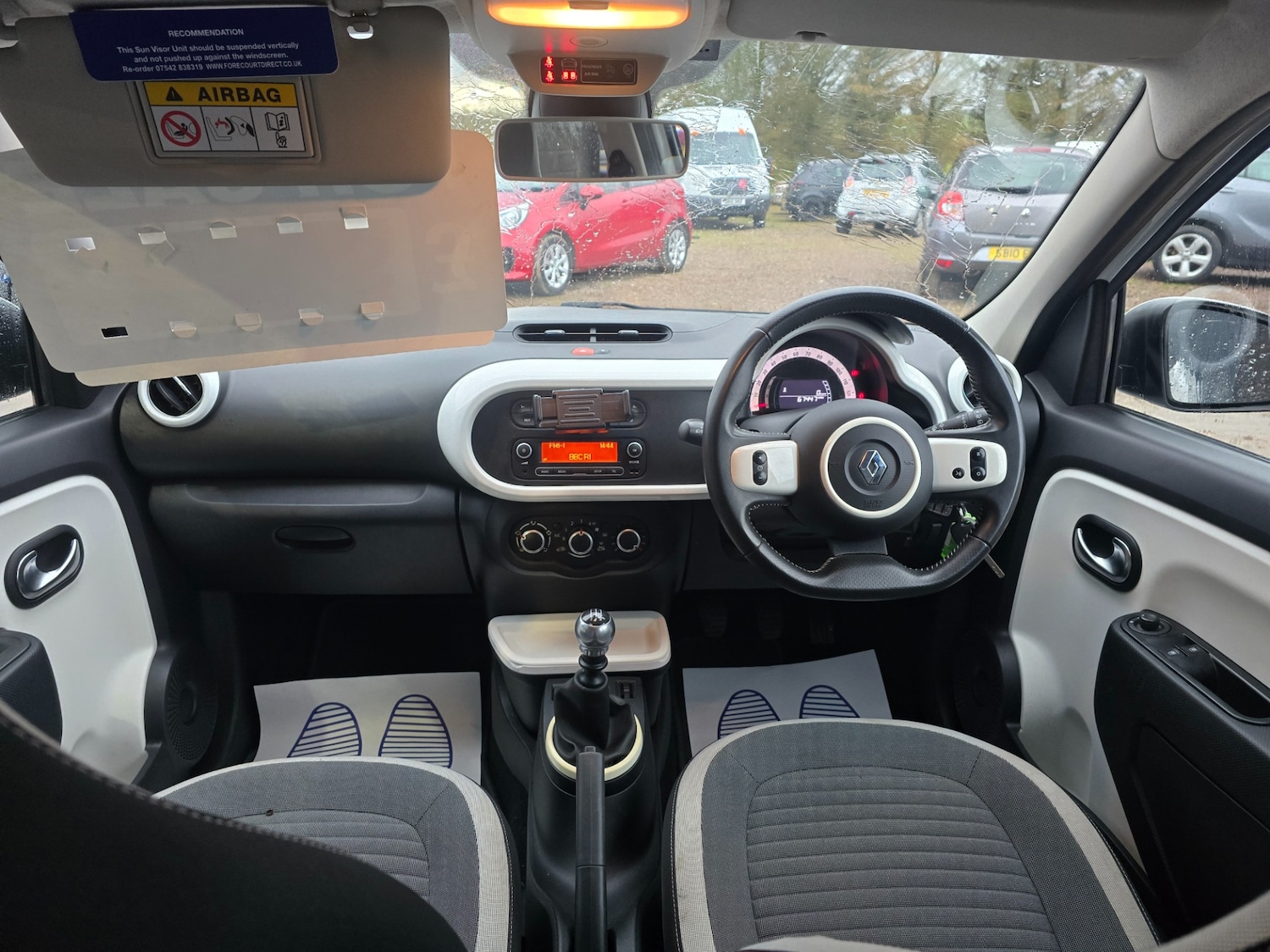 Used Renault Twingo 2015 for sale - 77752772: Photo 9