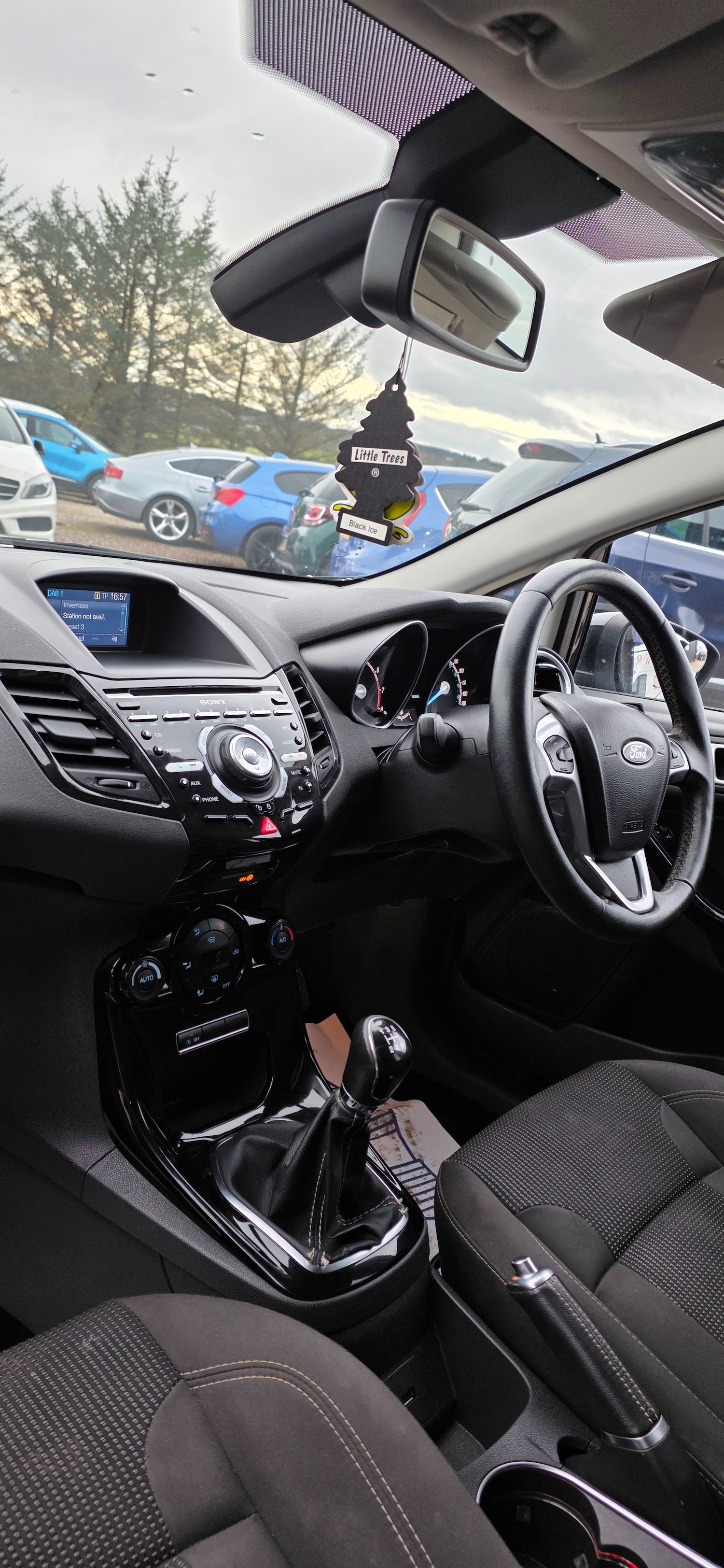 Used Ford Fiesta 2017 for sale - 77750463: Photo 2