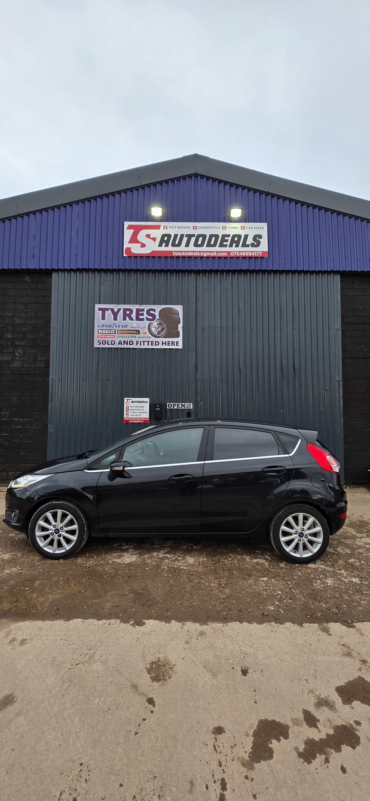 Used Ford Fiesta 2017 for sale - 77750463: Photo 8