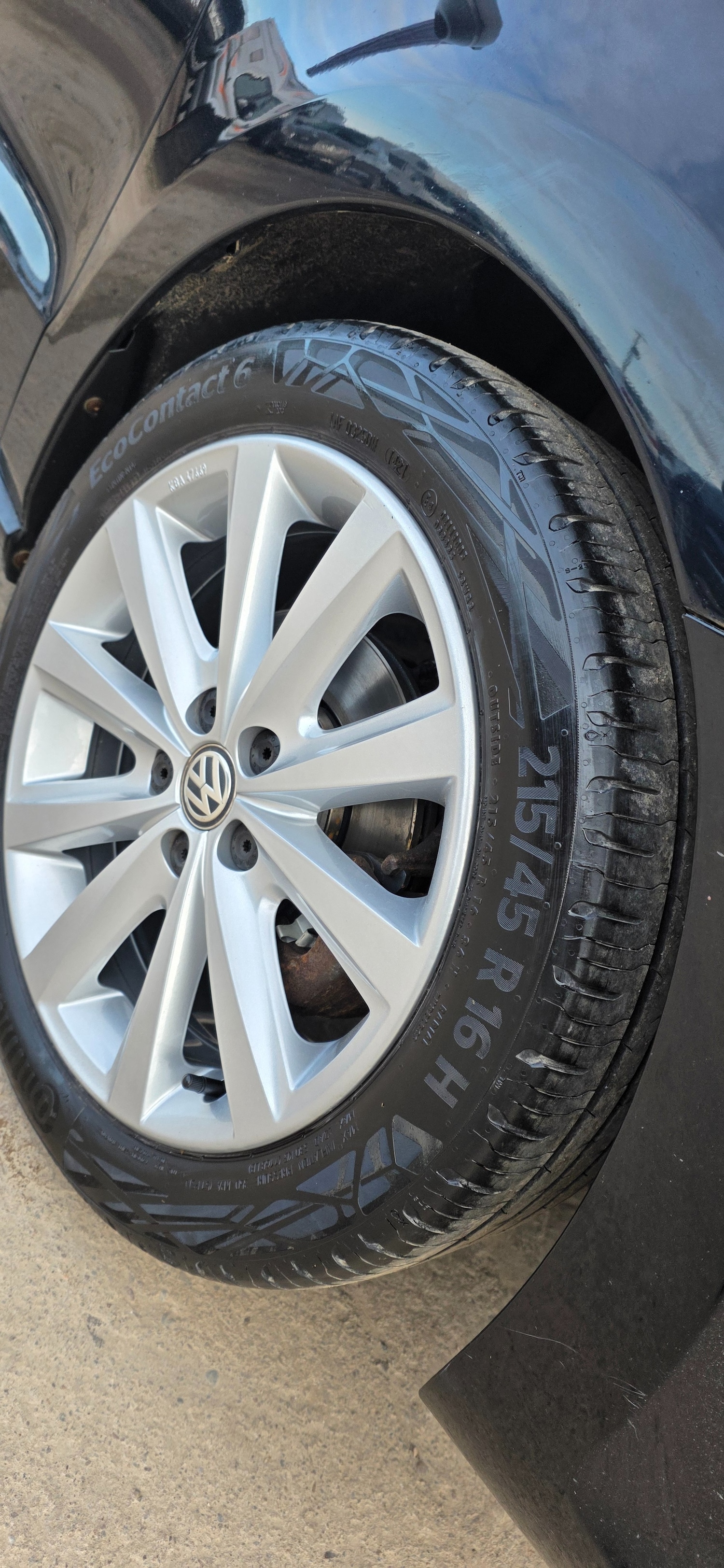 Used Volkswagen Polo 2017 for sale - 77751897: Photo 2