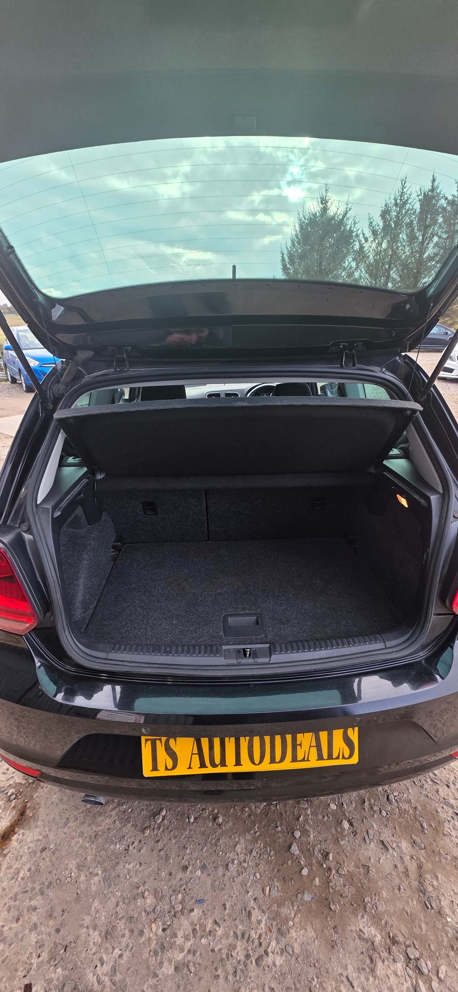 Used Volkswagen Polo 2017 for sale - 77751897: Photo 7