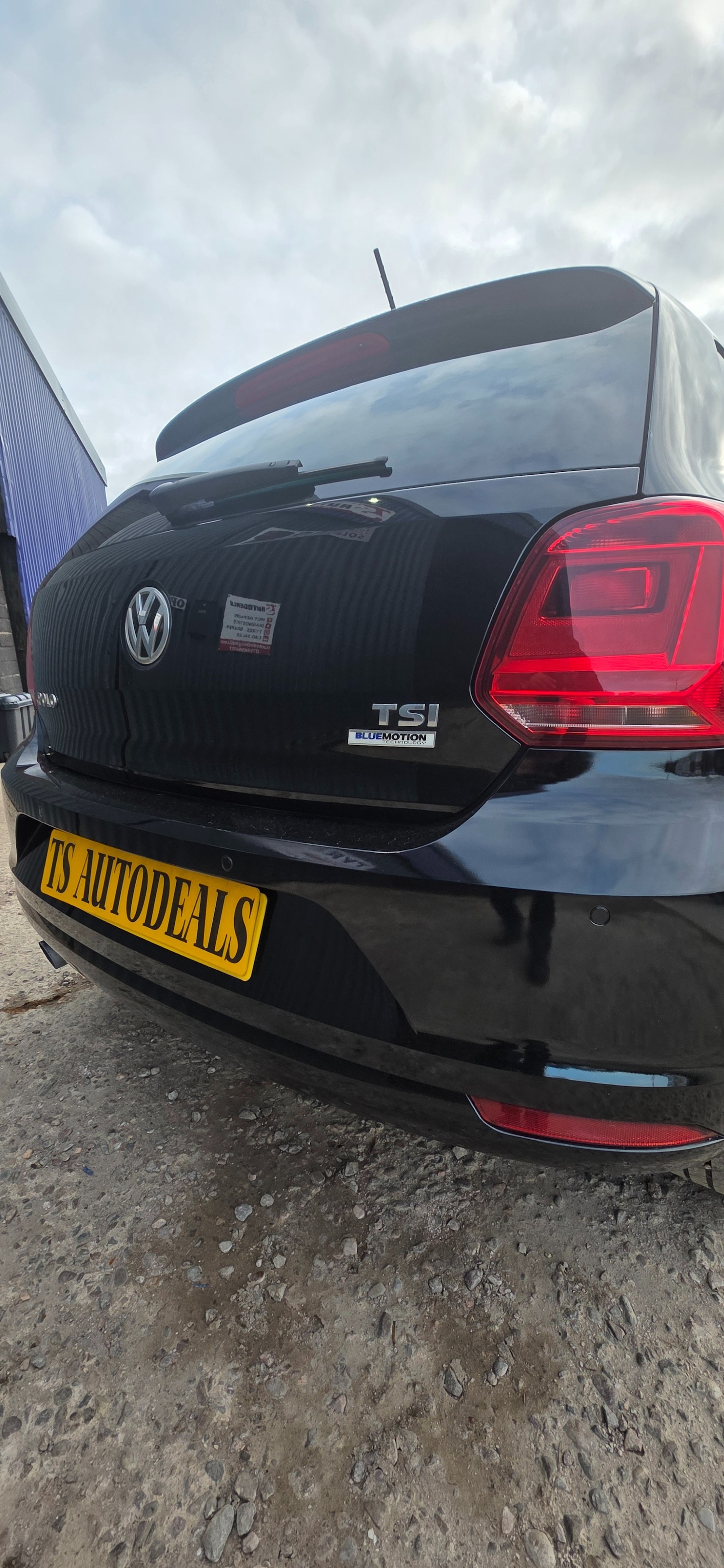 Used Volkswagen Polo 2017 for sale - 77751897: Photo 8