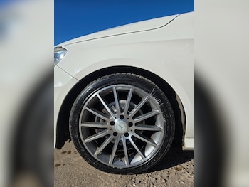 Used Mercedes-Benz A-Class 2014 for sale - 76331984: Photo