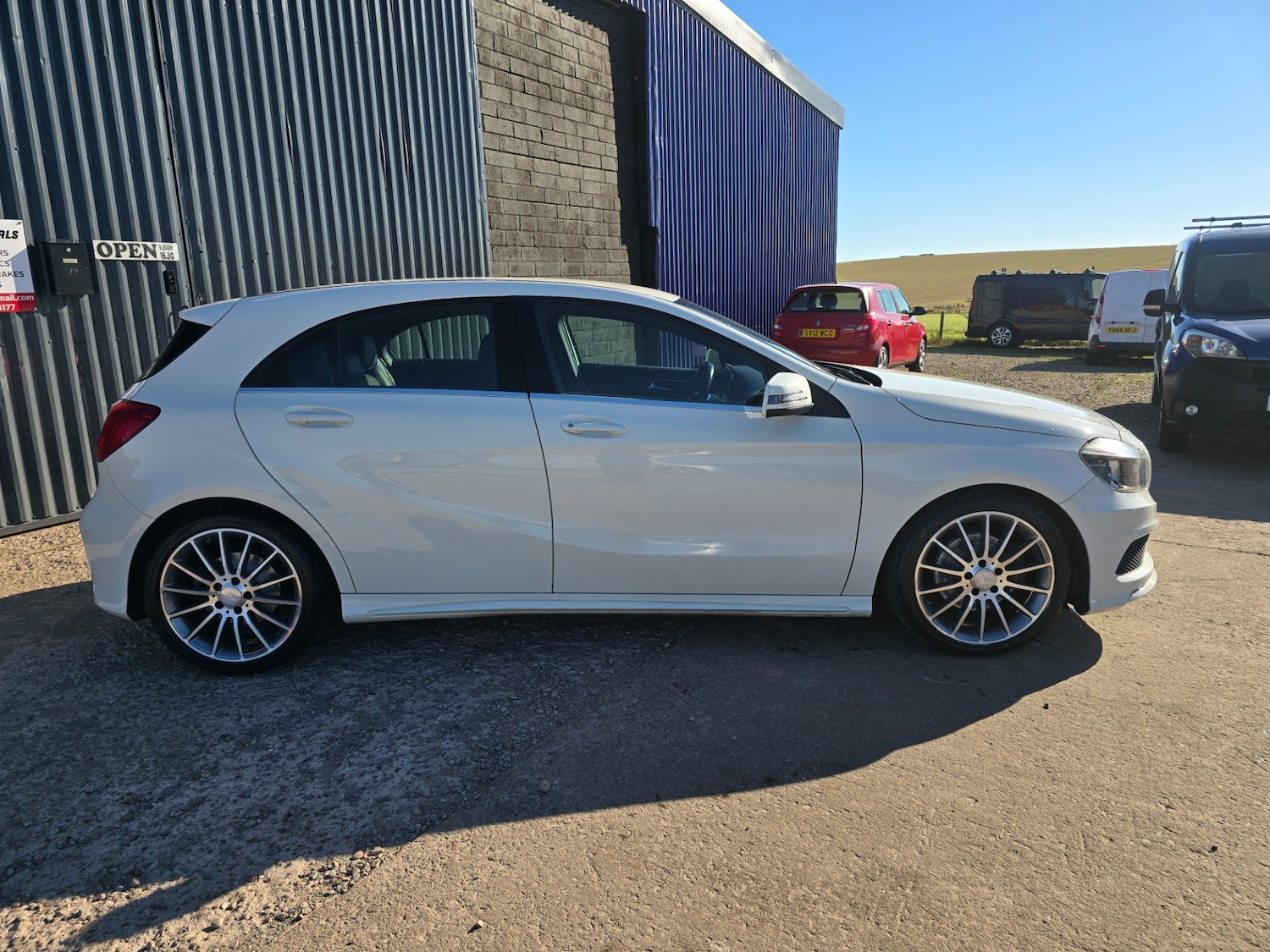 Used Mercedes-Benz A-Class 2014 for sale - 76331984: Photo 7