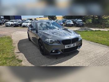 Used BMW 5 Series 2015 for sale - 79504080: Photo