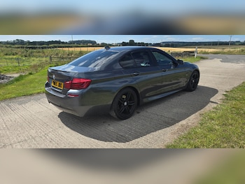 Used BMW 5 Series 2015 for sale - 79504080: Photo