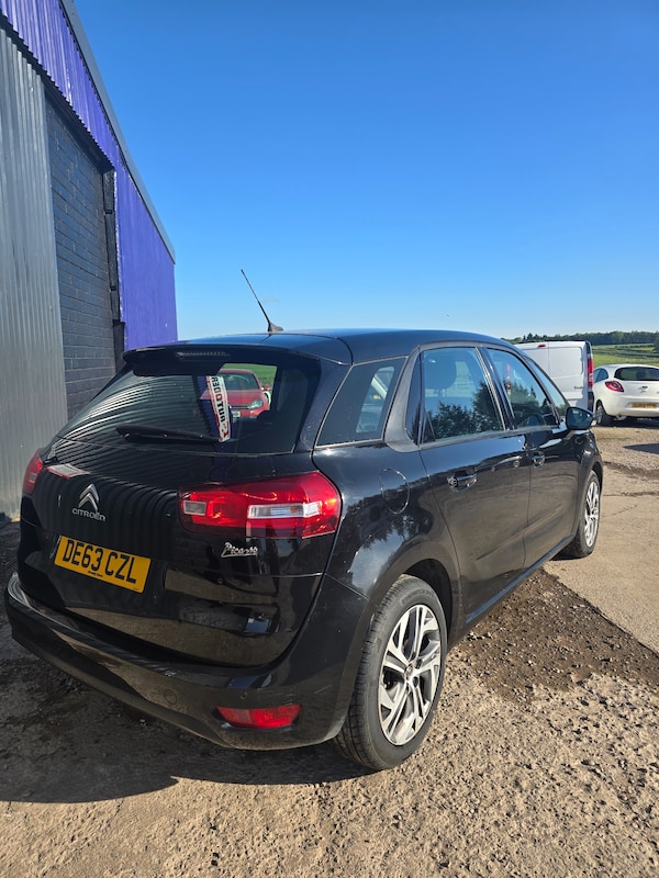 Used Citroen C4 Picasso 2013 for sale - 74919014: Photo 4